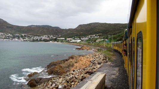Train Ride in Cape Town, southern line, things to see and do